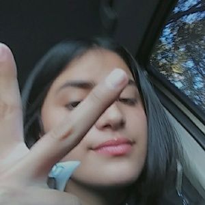 Meet your Posher, Karina